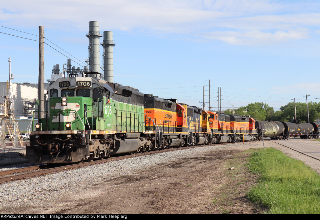 BNSF 1706